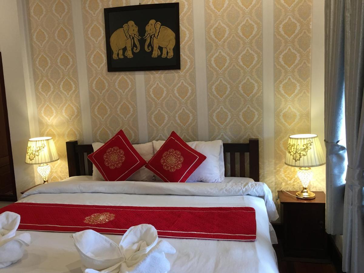 พังแคมลอดจ์ Hotel หลวงพระบาง ภายนอก รูปภาพ