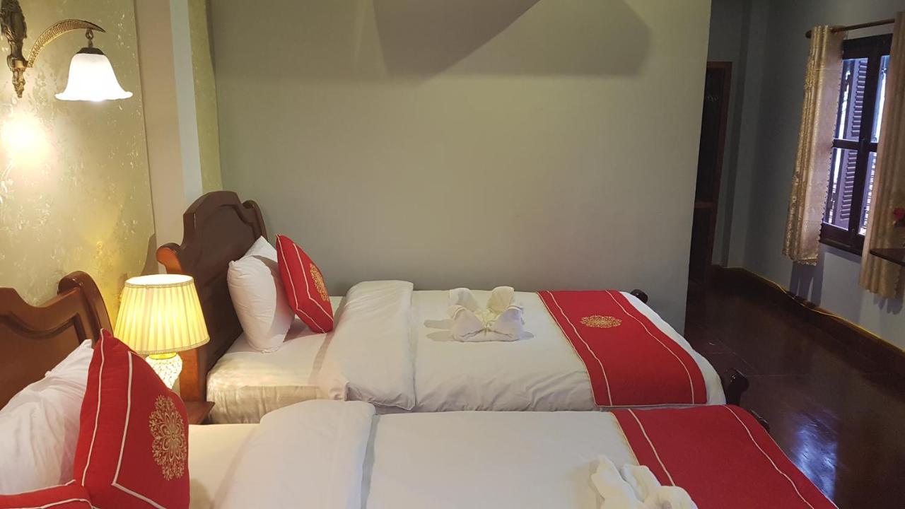 พังแคมลอดจ์ Hotel หลวงพระบาง ภายนอก รูปภาพ