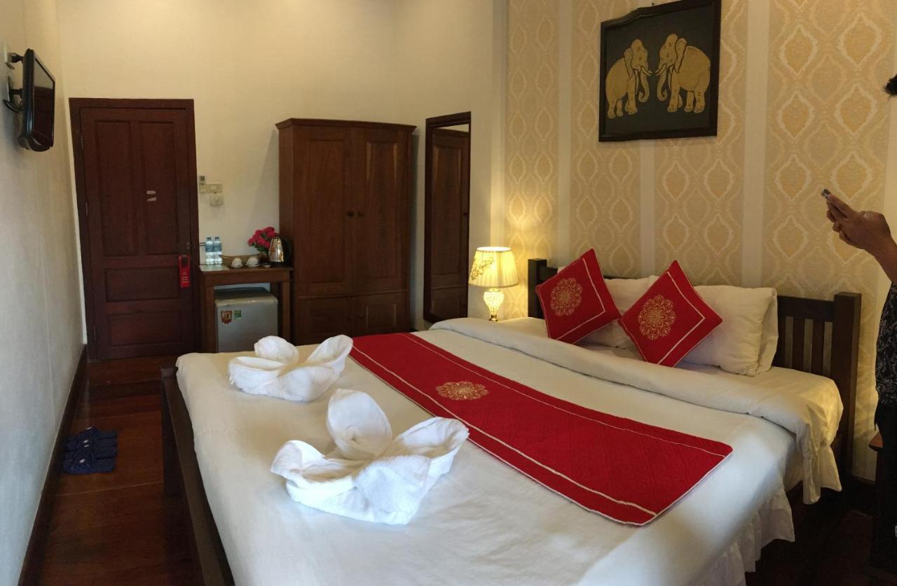 พังแคมลอดจ์ Hotel หลวงพระบาง ภายนอก รูปภาพ