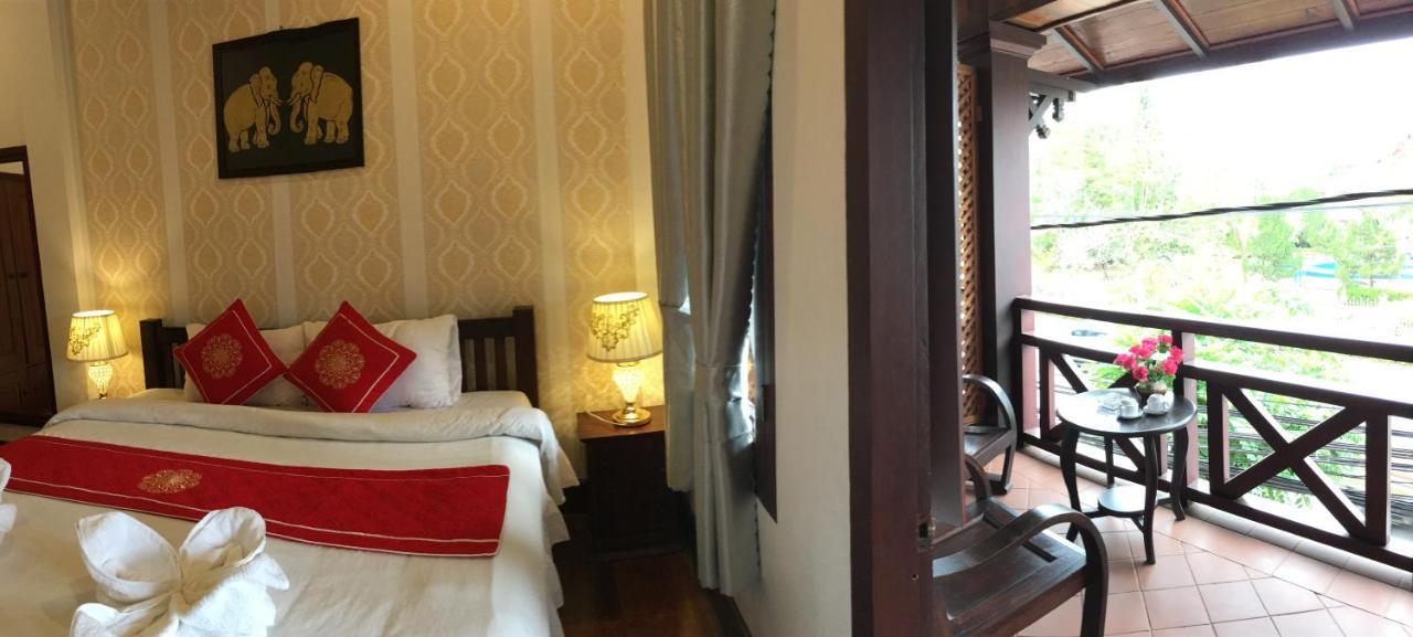 พังแคมลอดจ์ Hotel หลวงพระบาง ภายนอก รูปภาพ
