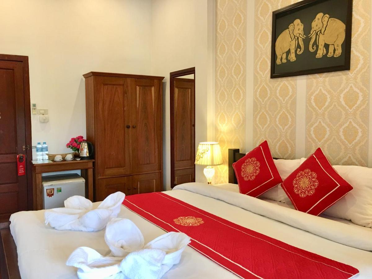 พังแคมลอดจ์ Hotel หลวงพระบาง ภายนอก รูปภาพ