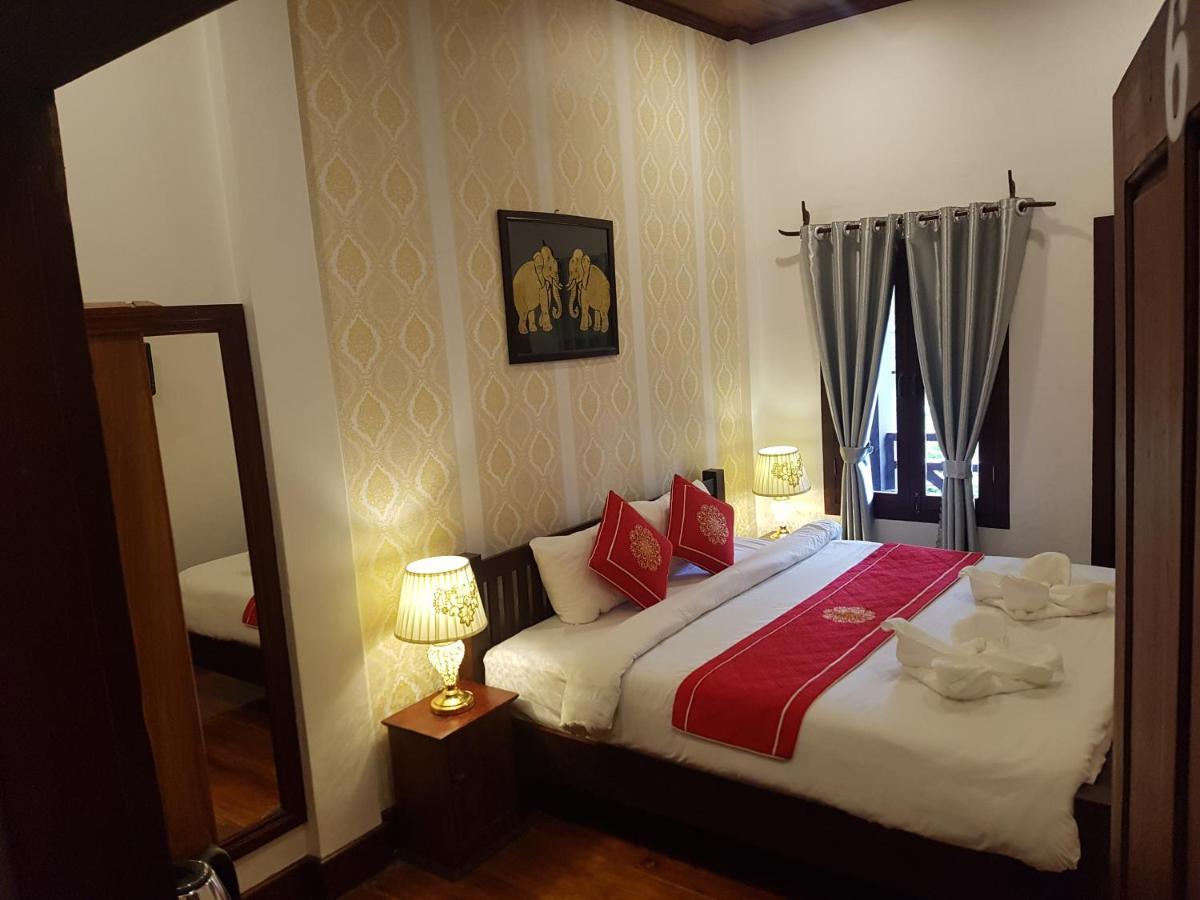 พังแคมลอดจ์ Hotel หลวงพระบาง ภายนอก รูปภาพ
