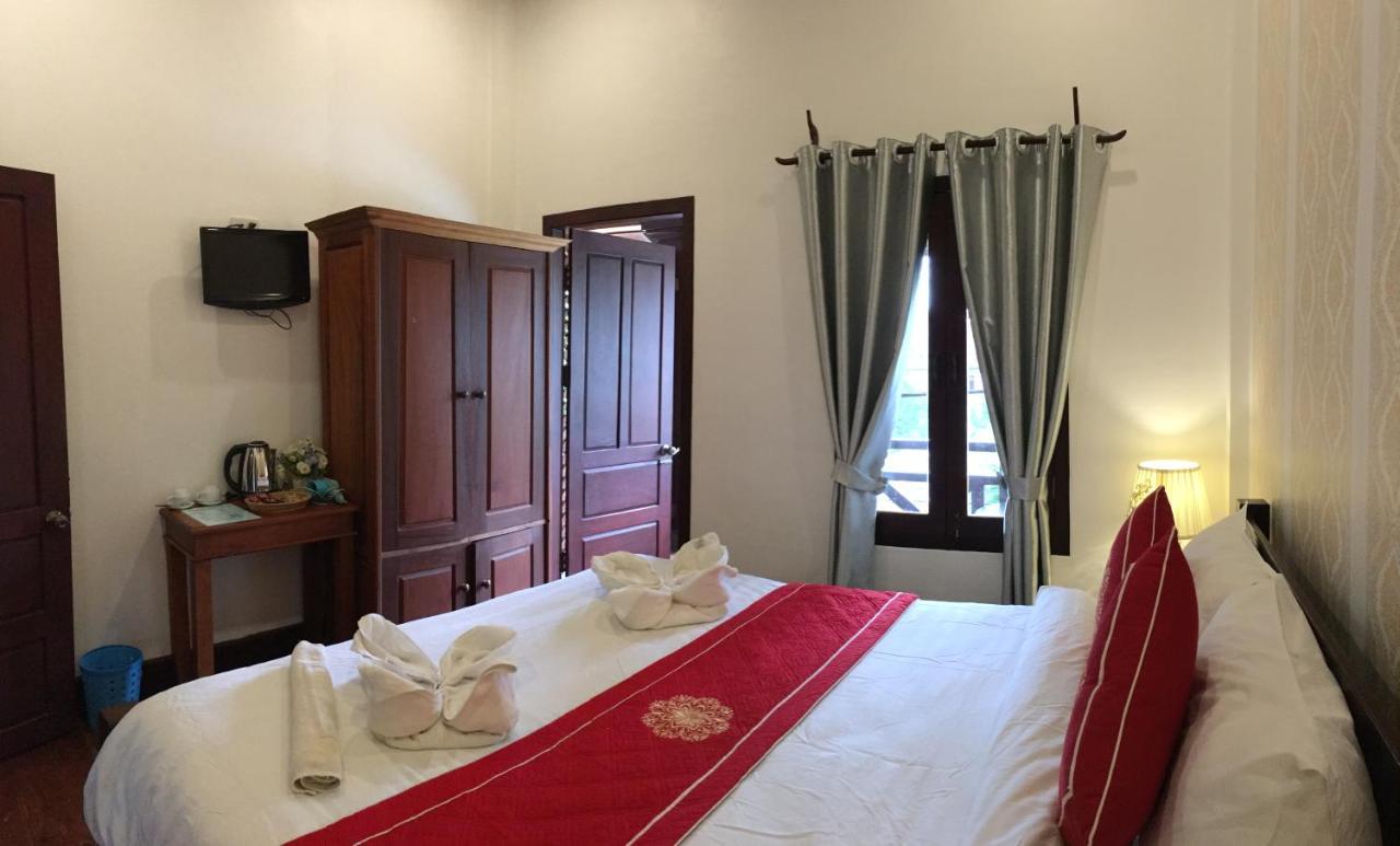 พังแคมลอดจ์ Hotel หลวงพระบาง ภายนอก รูปภาพ