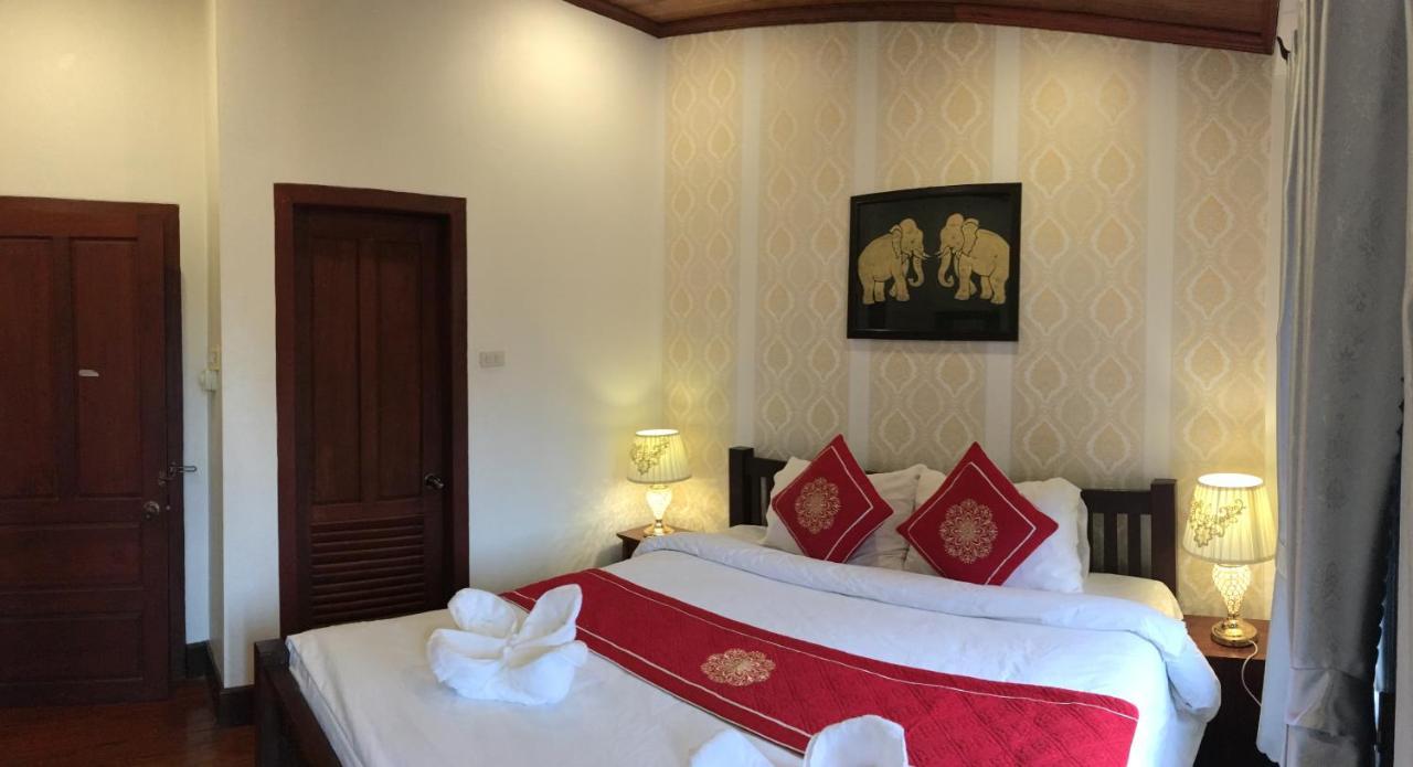 พังแคมลอดจ์ Hotel หลวงพระบาง ภายนอก รูปภาพ