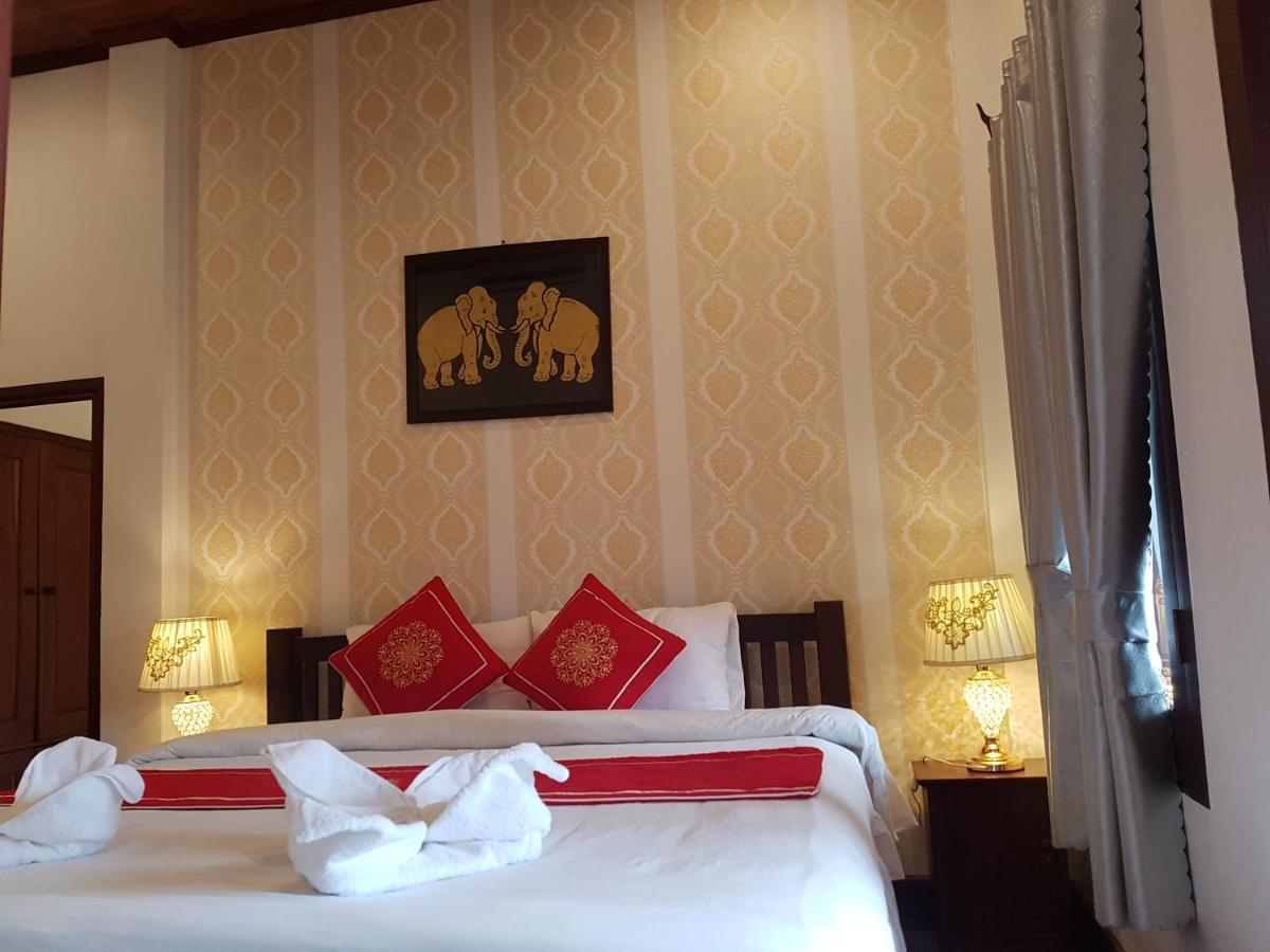พังแคมลอดจ์ Hotel หลวงพระบาง ภายนอก รูปภาพ