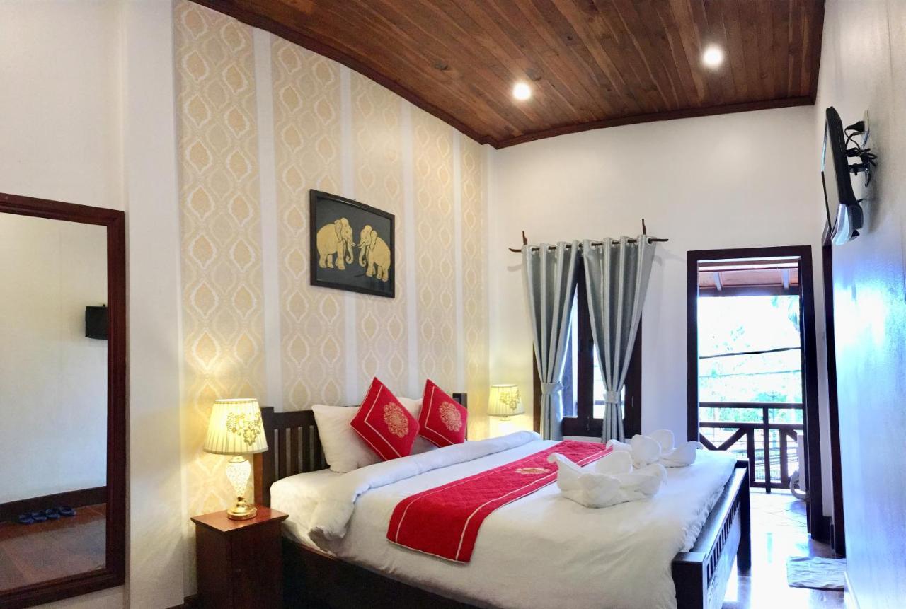 พังแคมลอดจ์ Hotel หลวงพระบาง ภายนอก รูปภาพ
