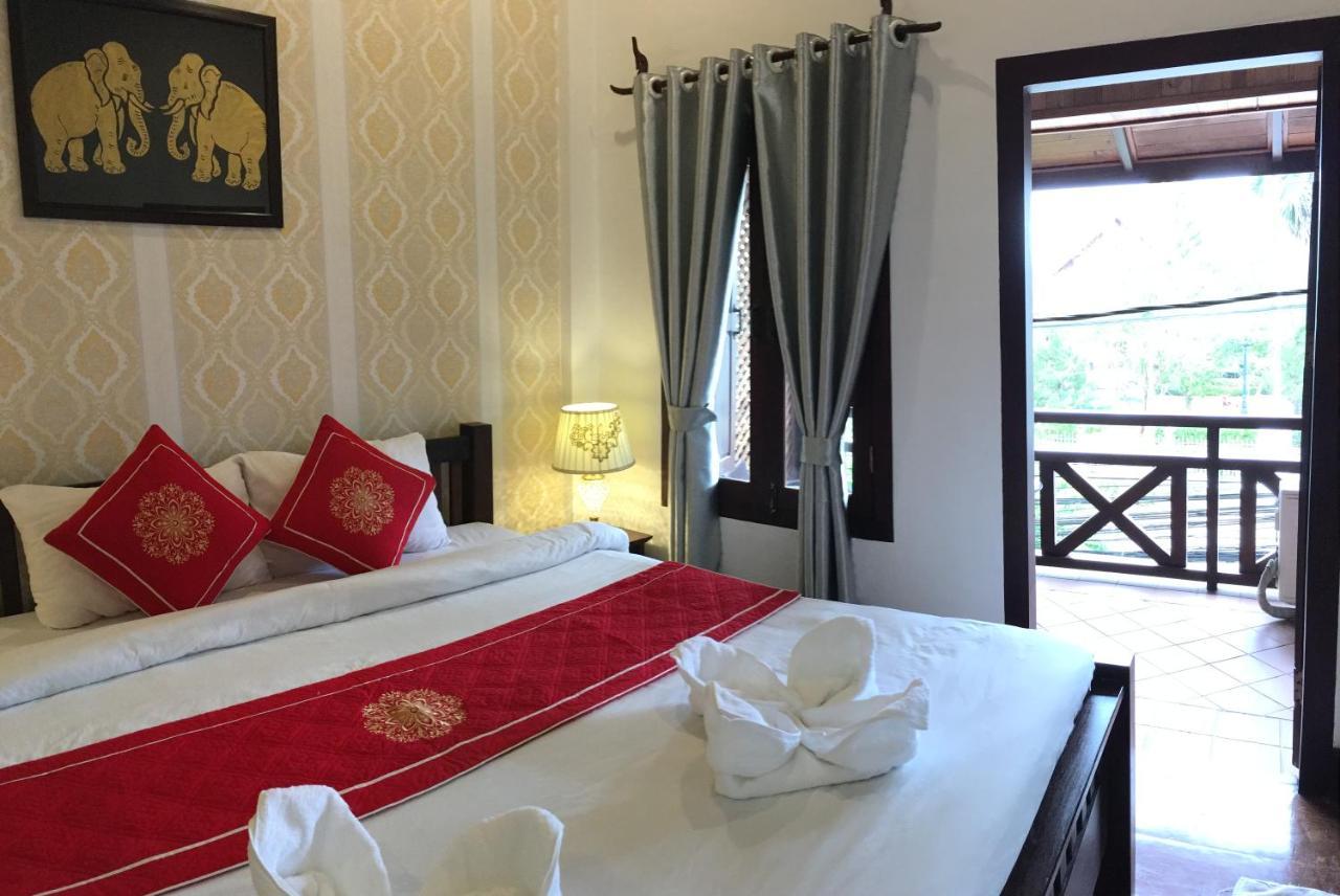 พังแคมลอดจ์ Hotel หลวงพระบาง ภายนอก รูปภาพ