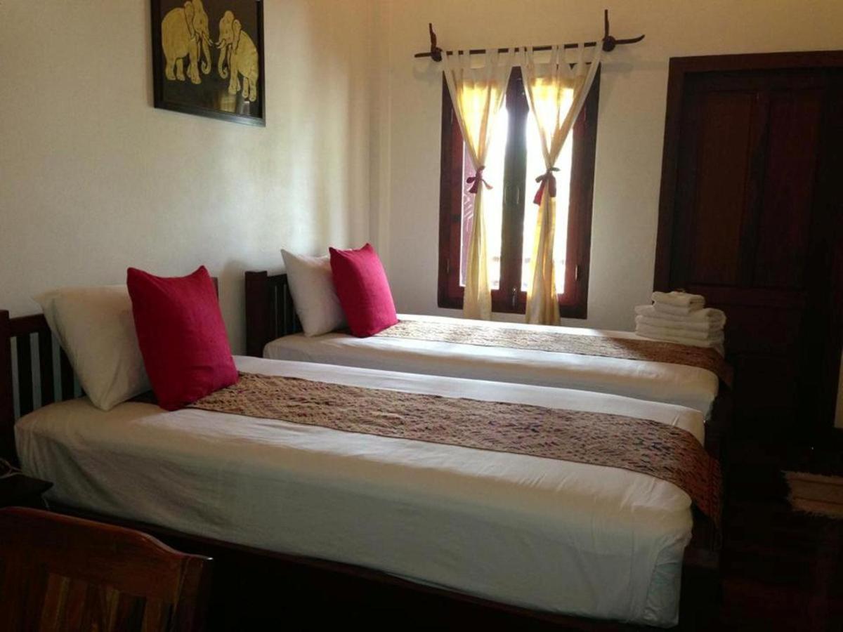 พังแคมลอดจ์ Hotel หลวงพระบาง ภายนอก รูปภาพ