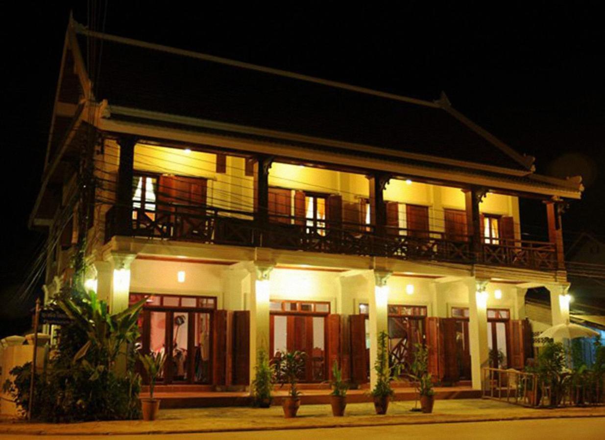 พังแคมลอดจ์ Hotel หลวงพระบาง ภายนอก รูปภาพ